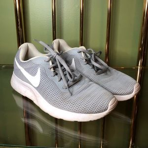 Nike Grey and White Roshe Sneakers Tennis Shoes